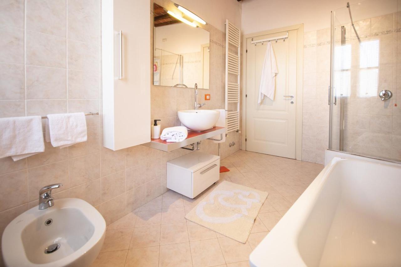 Serena Apartment, Cosy Close Center Town Лука Екстериор снимка