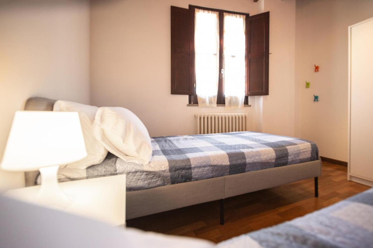 Serena Apartment, Cosy Close Center Town Лука Екстериор снимка