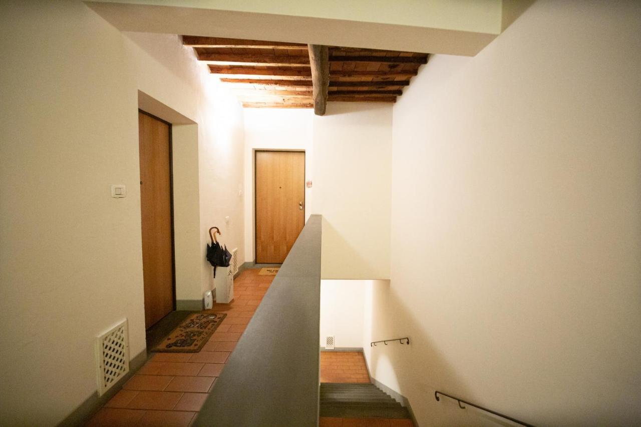 Serena Apartment, Cosy Close Center Town Лука Екстериор снимка