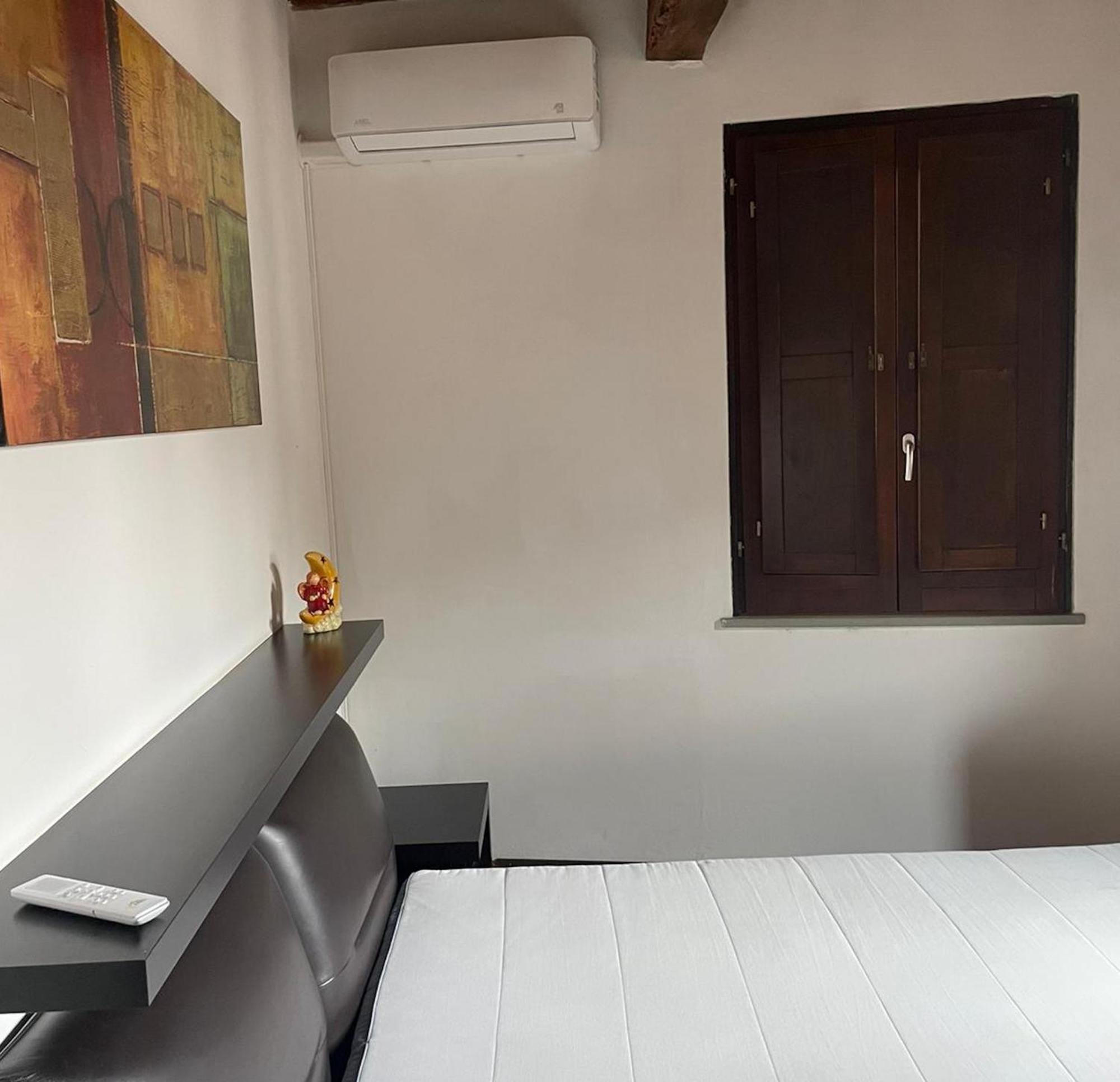 Serena Apartment, Cosy Close Center Town Лука Екстериор снимка